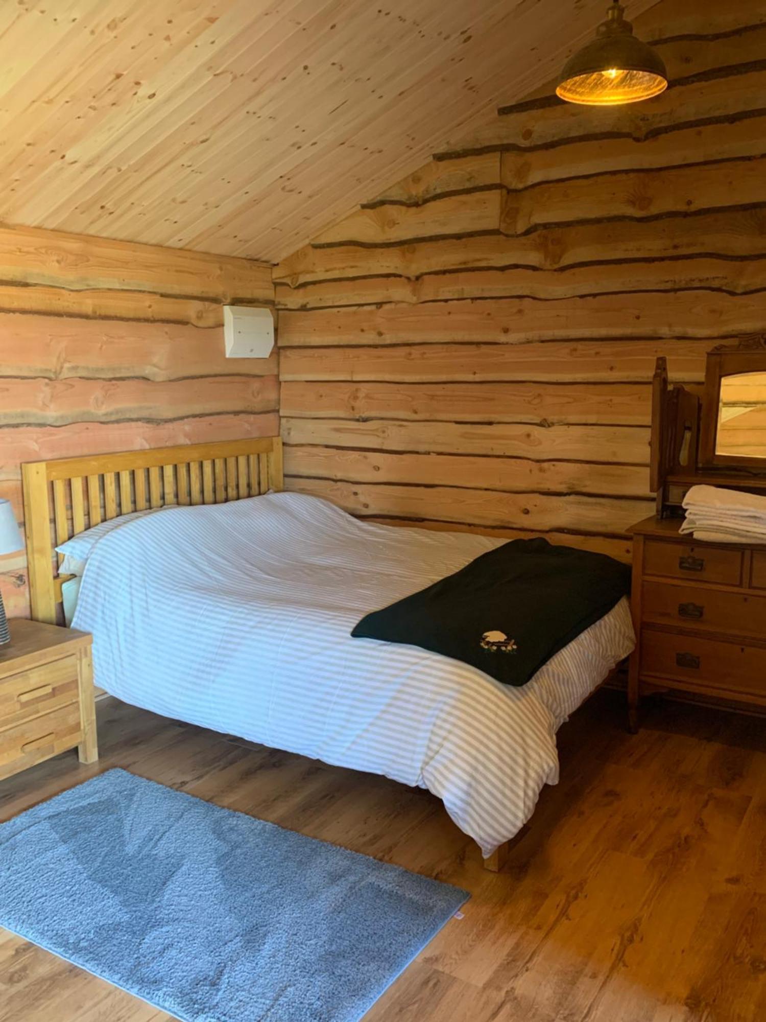 Brook Lodge 2 Лискард Екстериор снимка