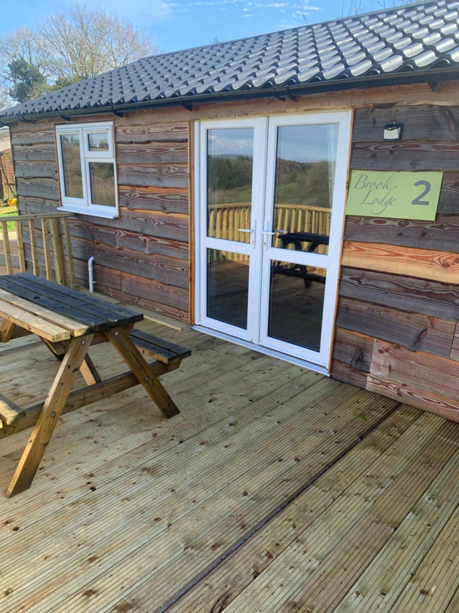 Brook Lodge 2 Лискард Екстериор снимка