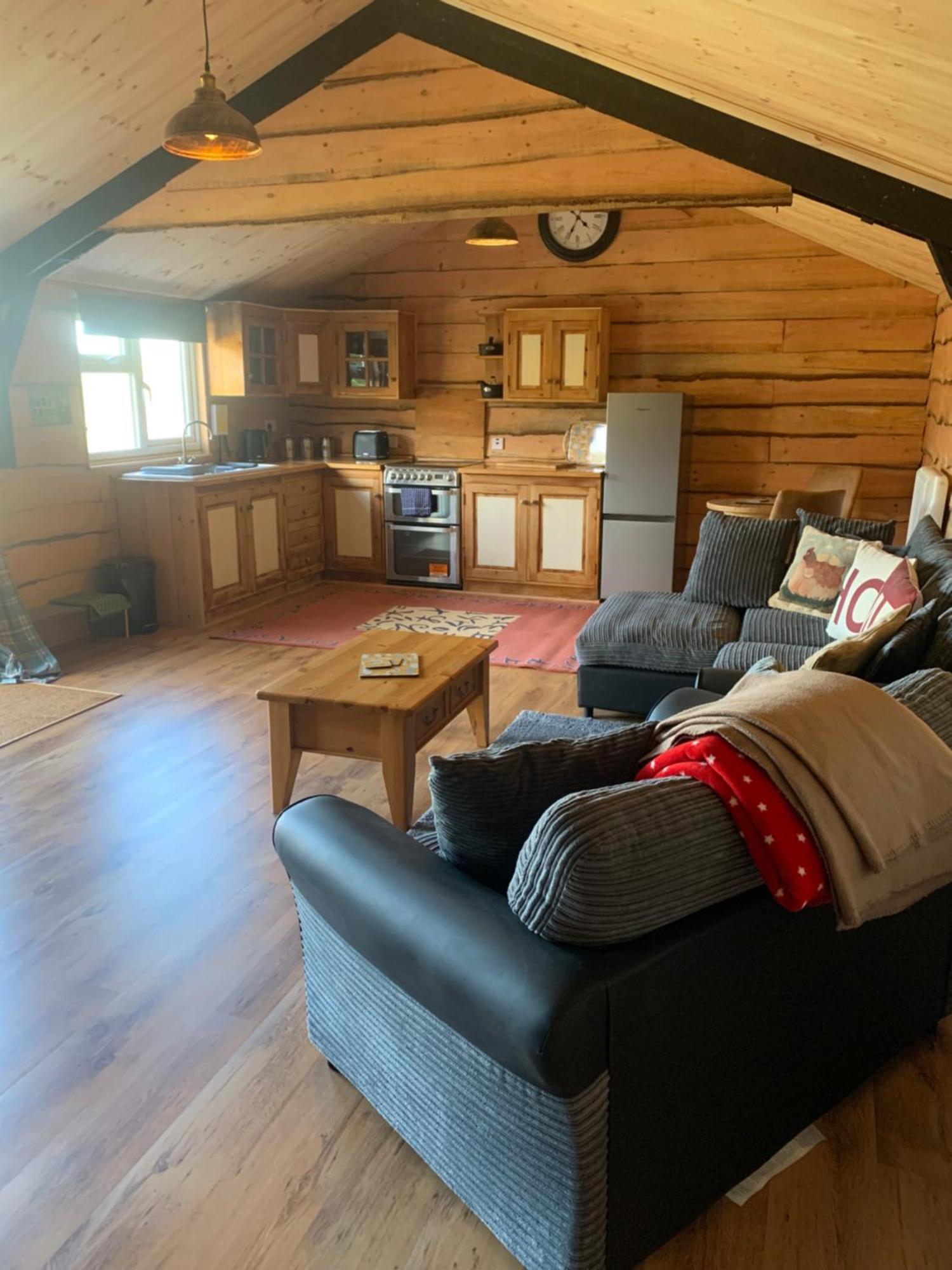Brook Lodge 2 Лискард Екстериор снимка