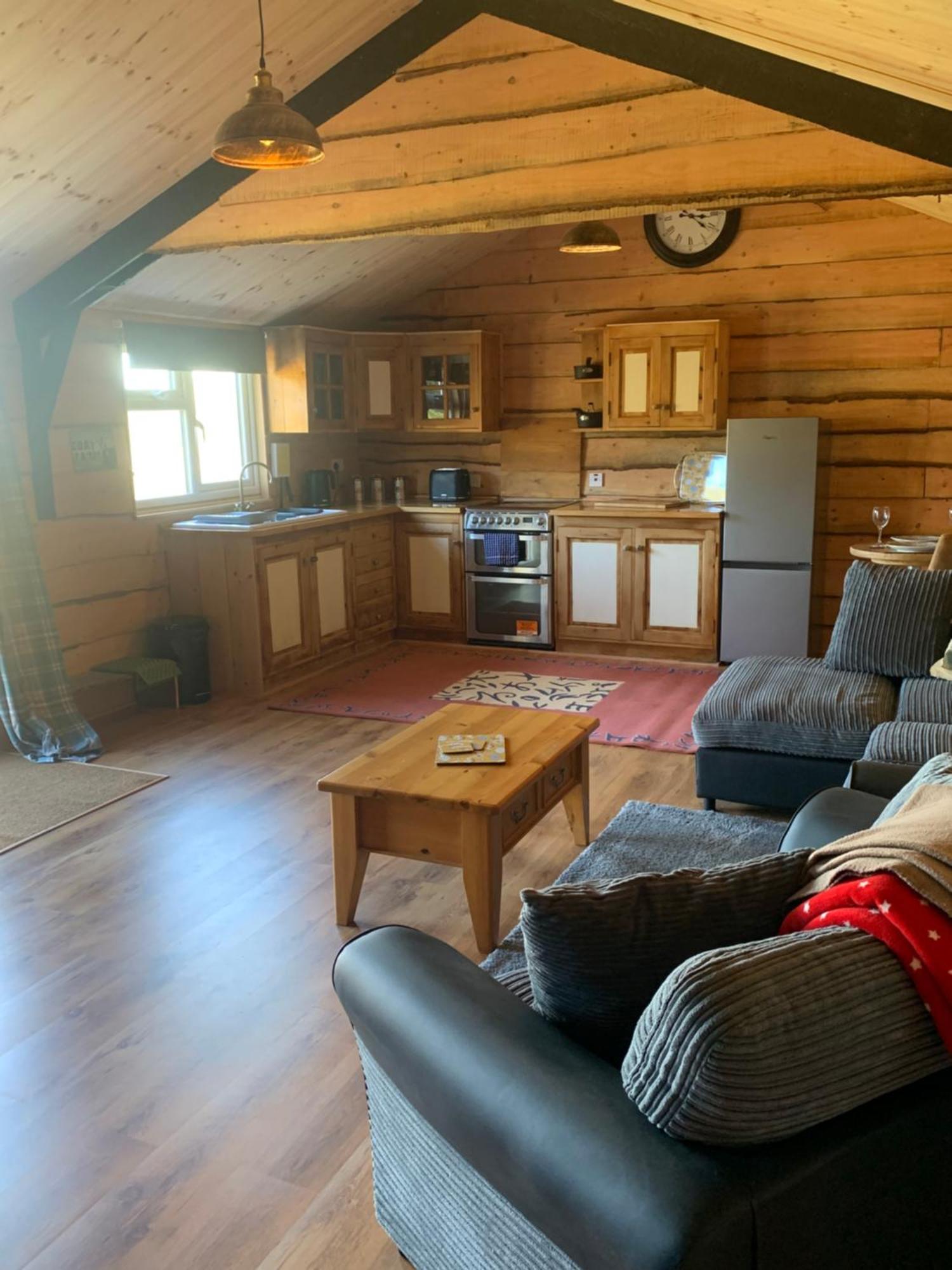 Brook Lodge 2 Лискард Екстериор снимка